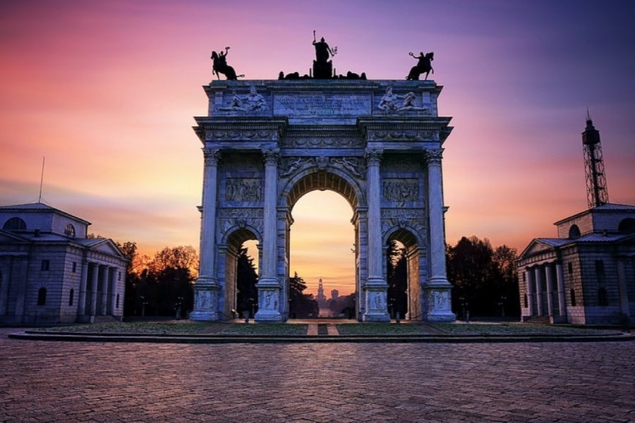 Milano, Barış Takı (Arco della Pace)