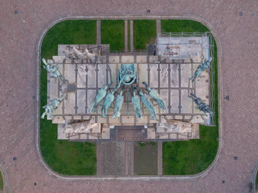 Milano, Barış Takı (Arco della Pace)