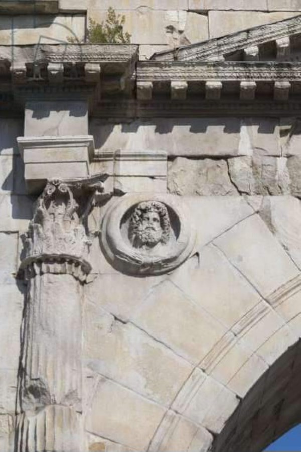 Rimini, Augustus Takı