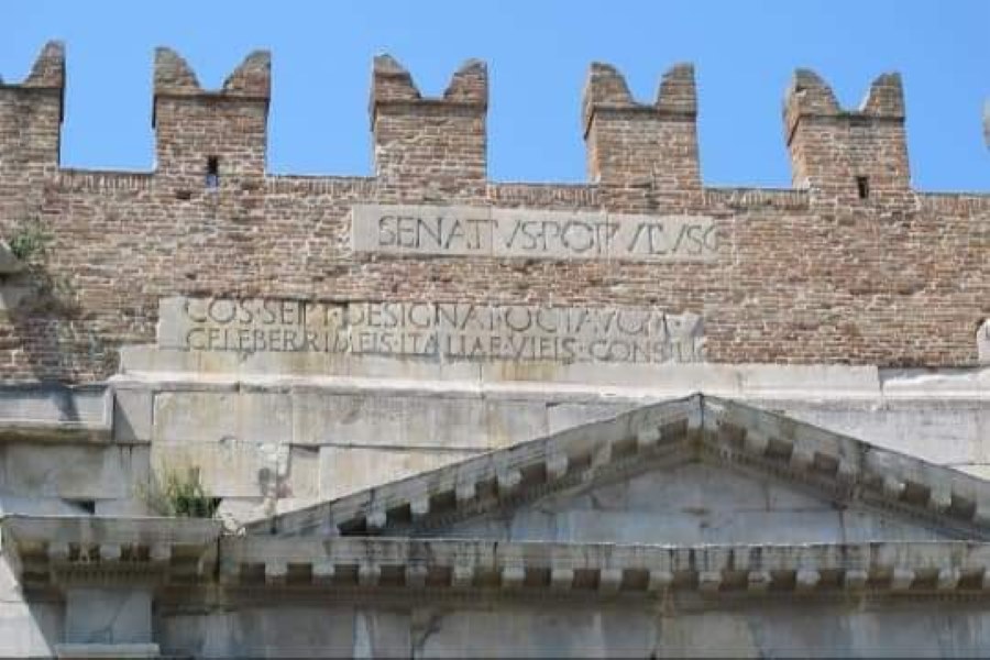 Rimini, Augustus Takı