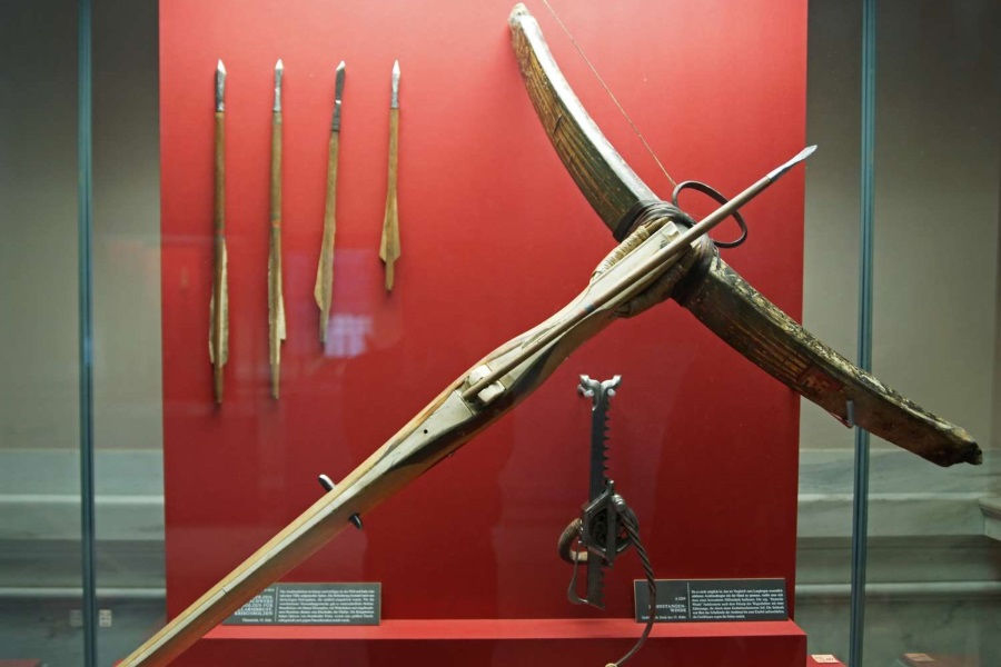 Actium Savaşı, Caesar'ın Mirası uğruna