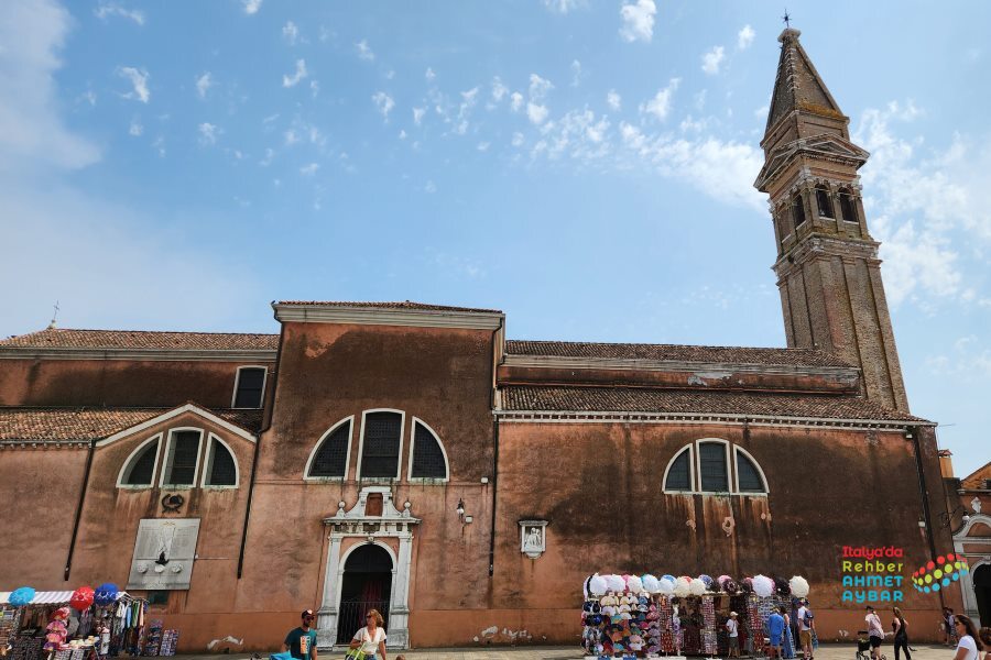 Venedik, Burano Adası