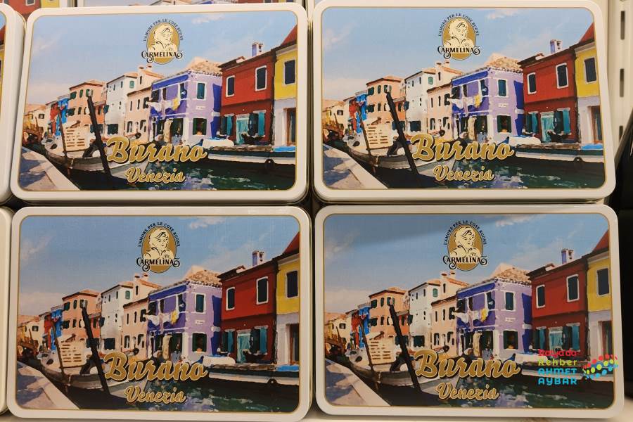 Venedik, Burano Adası