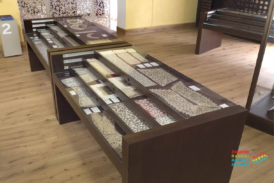 Venedik, Burano Adası, Dantel Müzesi