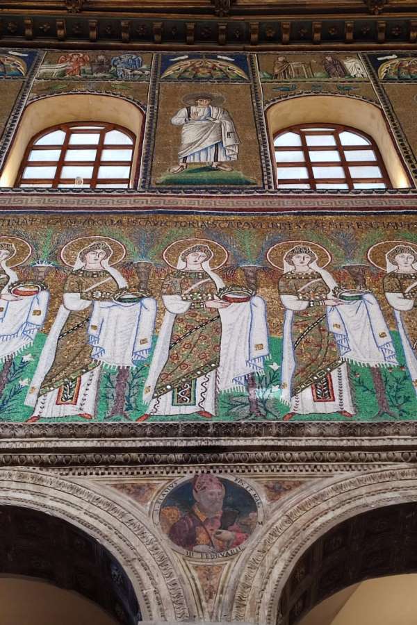 Ravenna, Sant'Apollinare Kilisesi III