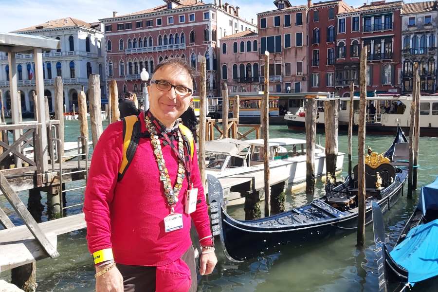 Venedik'te şehri turu artık en fazla 25 kişi ile !