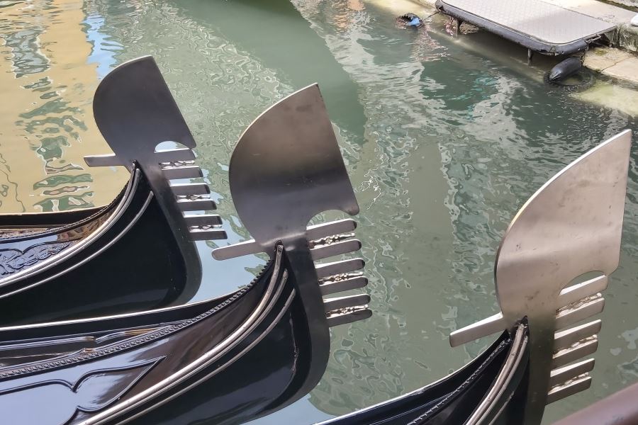 Venedik'te şehri turu artık en fazla 25 kişi ile !