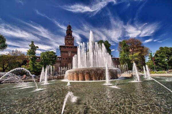 Milano & Castello Sforzesco (Kalesi) Girişi İtalya Milano