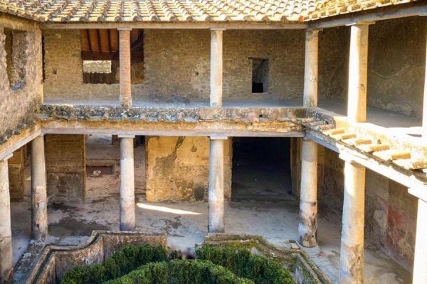 Pompei & Casa degli Amorini Dorati (Amorini Dorati Evi) İtalya Pompei