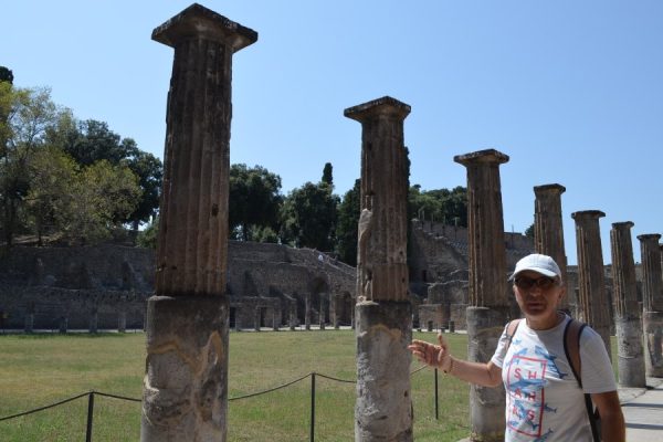Pompei & Quadriportico dei Teatri (Tiyatro Fuayesi) İtalya Pompei