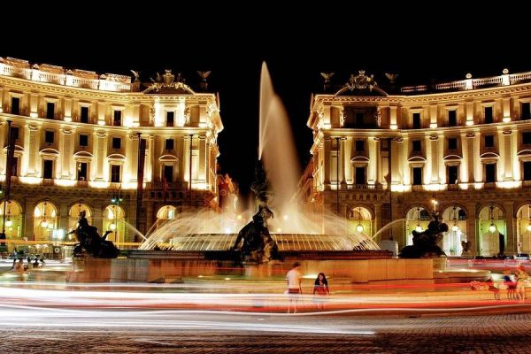 Roma & Cumhuriyet Meydanı İtalya Roma