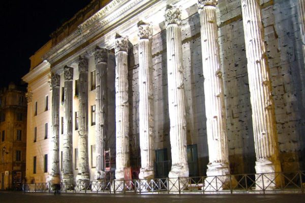 Roma & Hadrian Tapınağı İtalya Roma