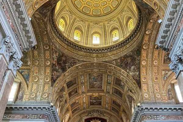 Vatikan & San Pietro Kilisesi Detay İtalya Vatikan