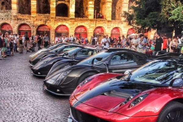 Verona & Bra Meydanı, Arena, Auto Show İtalya Verona